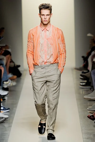 Look 23